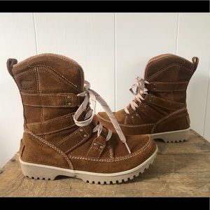 Sorel Meadow Lace Boot, New with box, 6.5